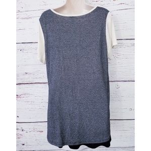LuLaRoe Tops - Lularoe Grey Classie Tee LuLaRoe Tops - Lularoe Grey Classie Tee